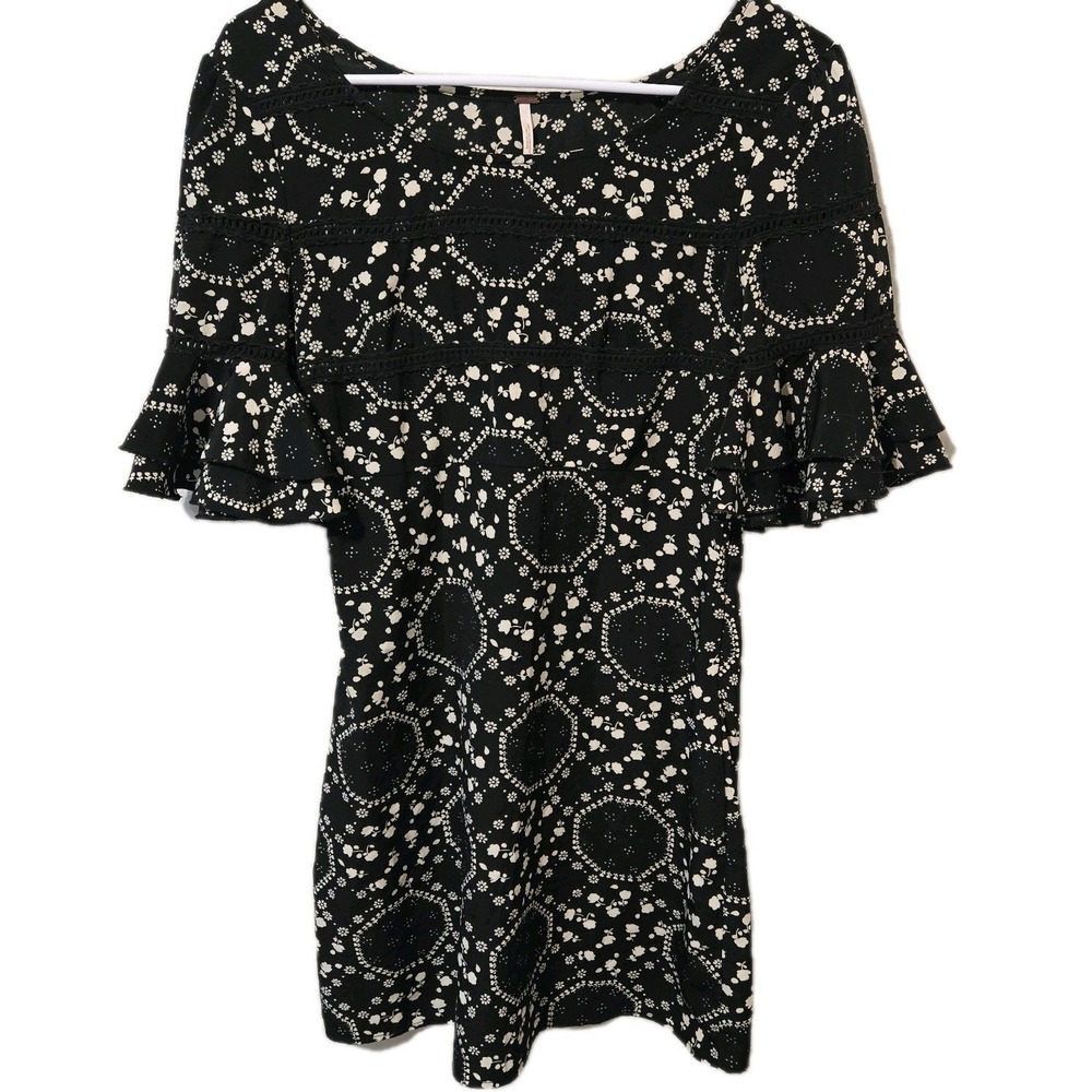 Free People Geo Garden Black/White Floral Cottage Core Dress Crotchet Accent Sz6